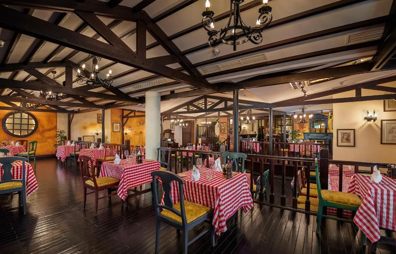 Copthorne Airport Hotel Dubai 3*,  United Arab Emirates